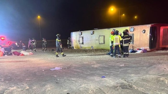 Volcamiento de bus dejó tres muertos en Ruta 5 Norte a la altura de Copiapó