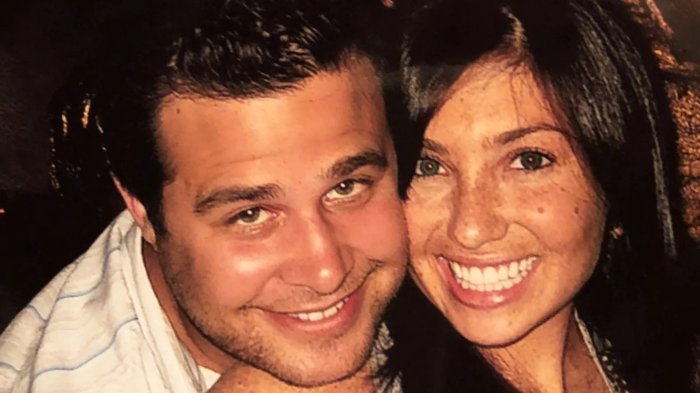 Indignación contra forenses: Caso de mujer apuñalada 20 veces fue investigado como suicidio