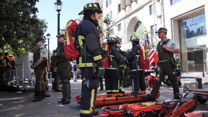AHORA | Evacúan Ministerio de Justicia por emanación de humo