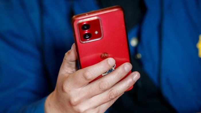 Insólito hecho en Villa Alemana: La razón por la que ladrón devolvió celular robado