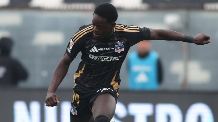 Colo Colo se pronuncia por insultos a Manley Clerveaux en el Fútbol Joven: El posteo del jugador