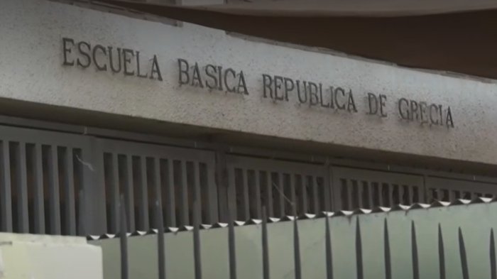 “Mi hijo no quiere volver a clases”: Profesor fue detenido tras ser acusado de agredir a alumnos de 4° básico