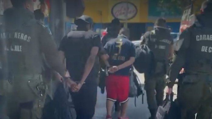 Se incautaron casi 300 celulares: Así roban a transeúntes en barrio Franklin