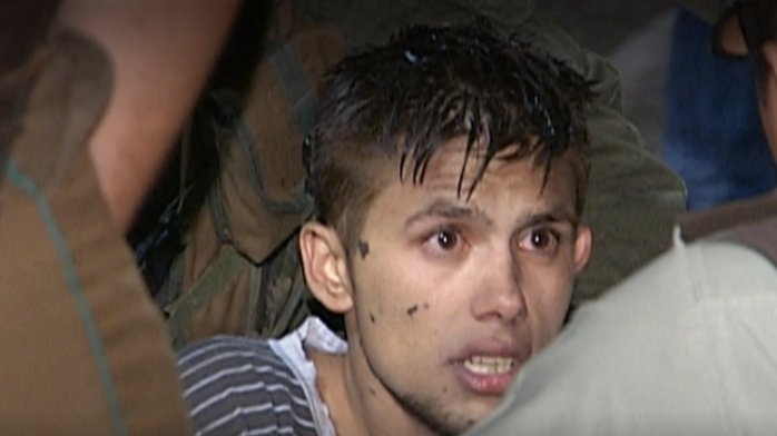 Huyó dos veces de prisión en Chile y una en Bolivia: Asesino experto en fugas fue extraditado desde Paraguay