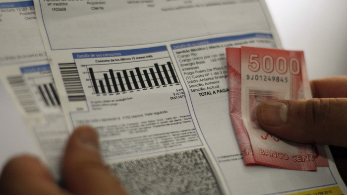 Advierten nuevos cobros excesivos en cuentas de la luz: Compañía aseguró que devolverá dineros