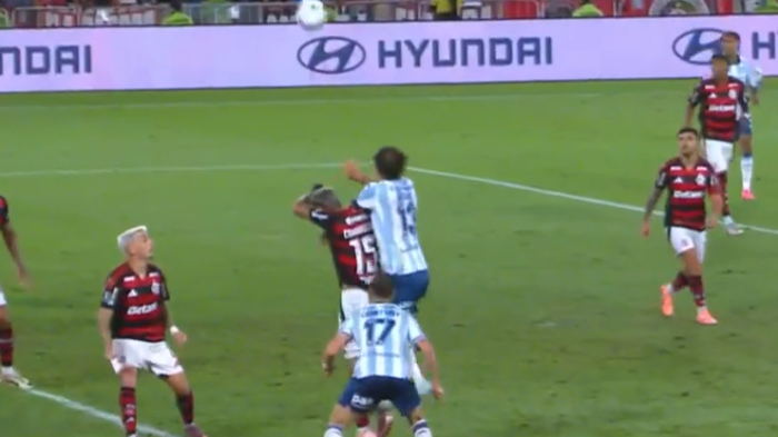 Polémica en Flamengo vs Racing: Gol anulado a La Academia desata furia de los jugadores