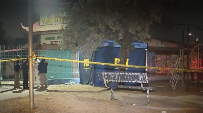 Hombre muere baleado en confuso incidente: Presunto intento de robo en casino clandestino en La Pintana