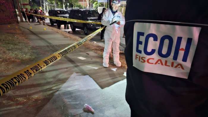 Joven es asesinado a balazos en plena vía pública de Recoleta