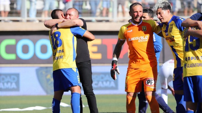 U. de Concepción goleó a Copiapó y se coronó campeón de la Primera B