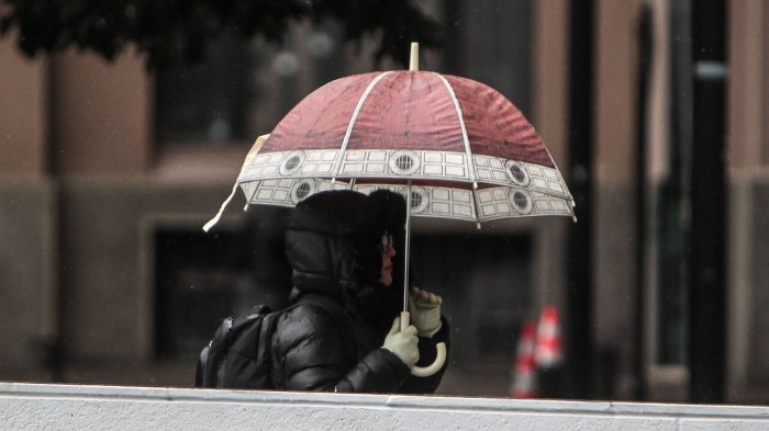 Atención: Este es el día de la semana en el que podría llover en Santiago