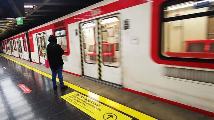 Metro de Santiago informa restablecimiento de servicio de Línea 2