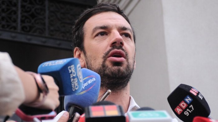 “Es difícil de procesar”: Tomás Vodanovic limitará actividades tras diagnóstico médico