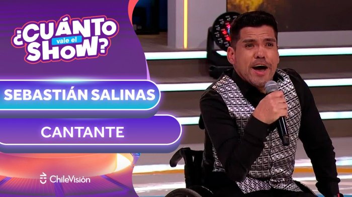 ¡Voz con gran potencia! Cantante de Pudahuel se lució en el escenario interpretado canción de Leo Dan