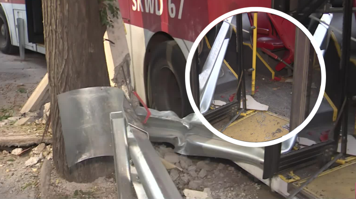 Dejó sin luz a toda una cuadra: Pasajero resultó lesionado tras choque de Bus Red con poste en Ñuñoa