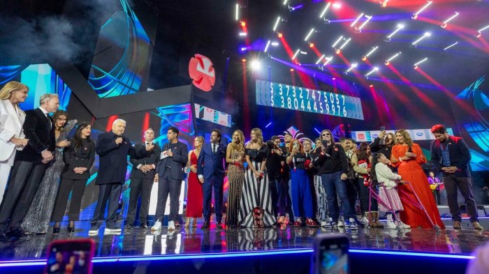 “Les pido mil disculpas”: Importante artista canceló su presentación en Teletón 2025 por problemas de salud