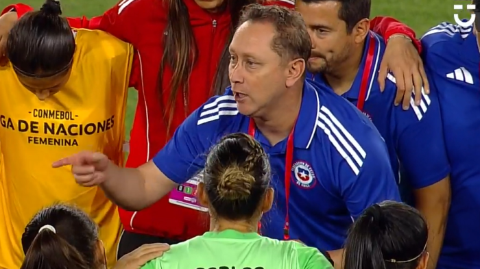 “Para llevar a Chile al Mundial”: La arenga de Luis Mena tras victoria de La Roja sobre Paraguay