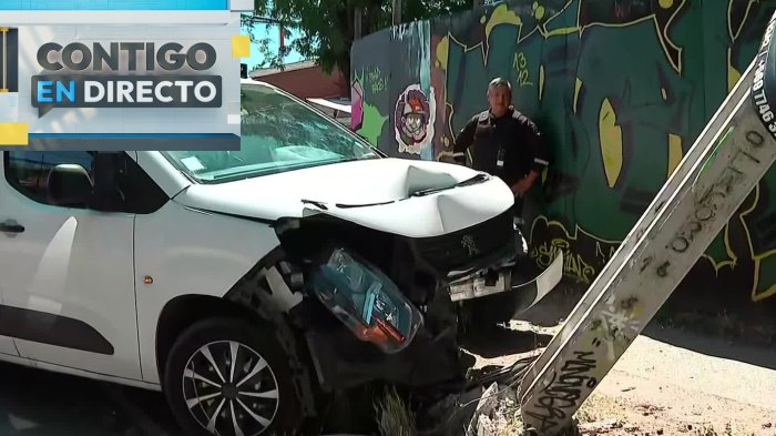 VIDEO | Conductor en estado de ebriedad perdió el control y chocó contra poste en Conchalí