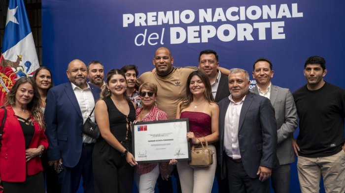 Yasmani Acosta fue distinguido con el Premio Nacional del Deporte
