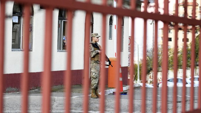 AHORA | Ejército informa muerte de conscripto al interior de regimiento en Talca