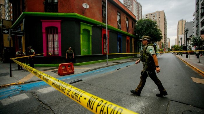 Transeúnte queda grave tras recibir disparo en plena vía pública en Santiago