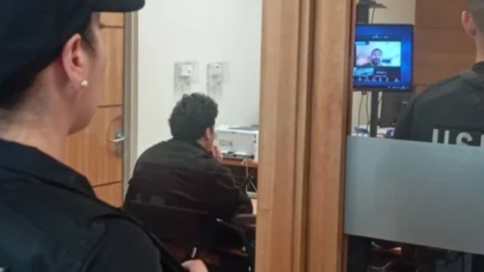 Víctima quedó con fracturas de cráneo y expuestas: Hombre atropello a novio de expareja en Punta Arenas