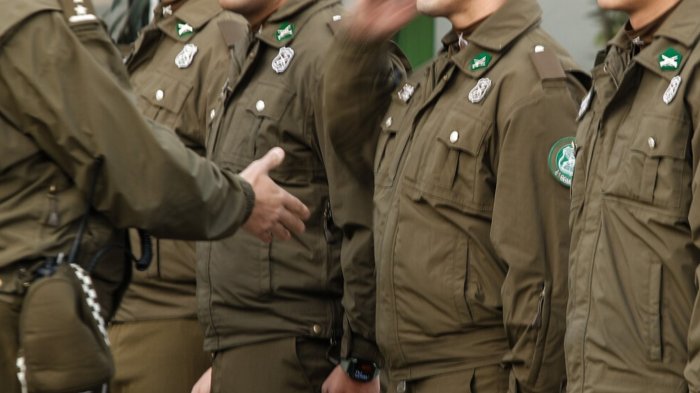 Detienen a banda de falsos carabineros: Habrían utilizado uniformes para asaltar y secuestrar