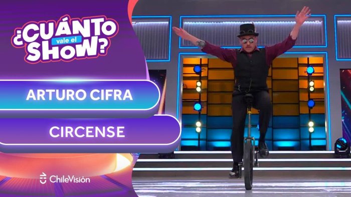 ¡Puro talento en el monociclo! Circense expuso toda su habilidad en divertida performance