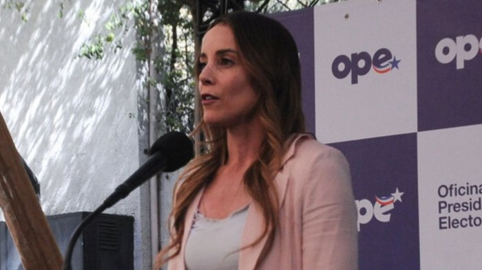 “Es un rol que vale la pena”: Vocera de Kast defendió cargo de Primera Dama tras dichos de Karamanos