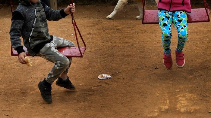 Contraloría: 164 funcionarios trabajaron en contacto directo con menores pese a inhabilidad absoluta