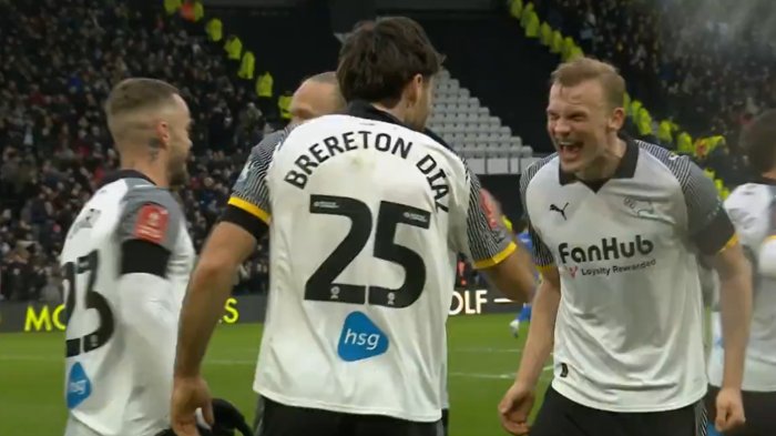 Ben Brereton se luce en Inglaterra y anota ante equipo de la Premier League en la FA Cup