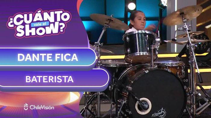 Al ritmo de Whiplash: Pequeño talento en la batería sacó aplausos con su profesionalismo