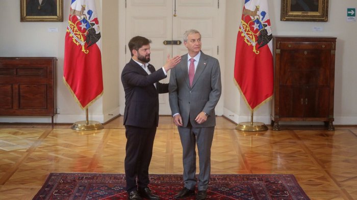 ¿Qué pasará con FES y Sala Cuna? Gabriel Boric y José Antonio Kast concretan reunión clave en La Moneda