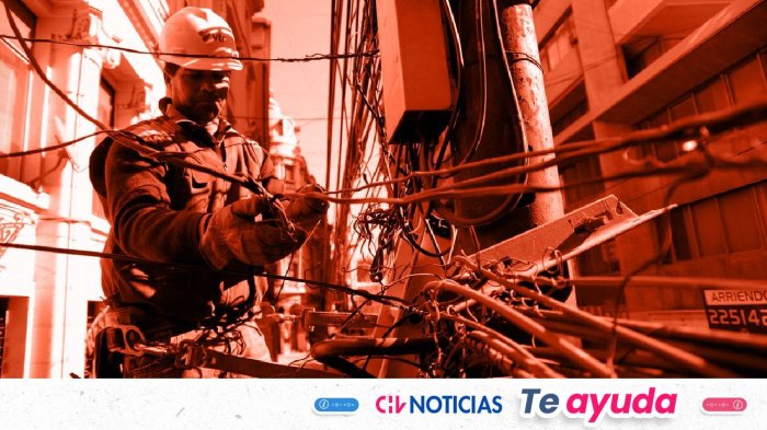 Informan que habrá cortes de luz en 8 comunas de la Región Metropolitana durante el fin de semana