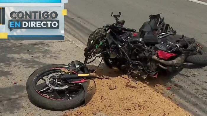 Motociclista colisionó contra dos vehículos en La Florida: Se habría pasado disco pare