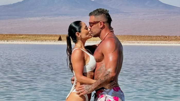 Captan a Mariela Román con misterioso hombre tras escándalo por supuesta infidelidad de Fabricio