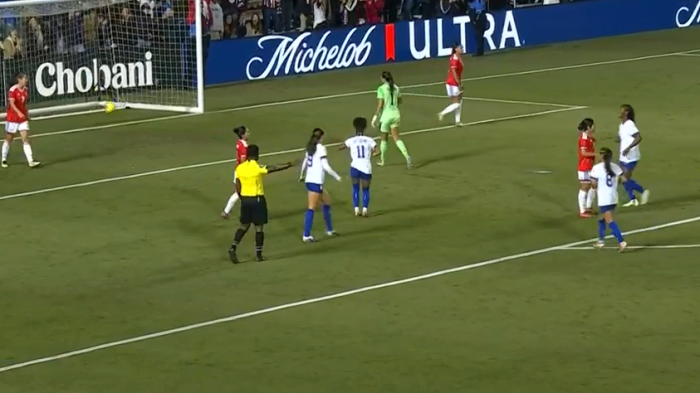 Aprovechó un mano a mano: El gol con el que Estados Unidos abrió la cuenta ante Chile en amistoso