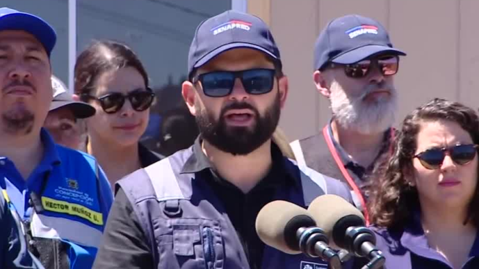 Pdte. Boric visita zonas afectadas por incendios y hace recomendaciones para evitar propagar el fuego