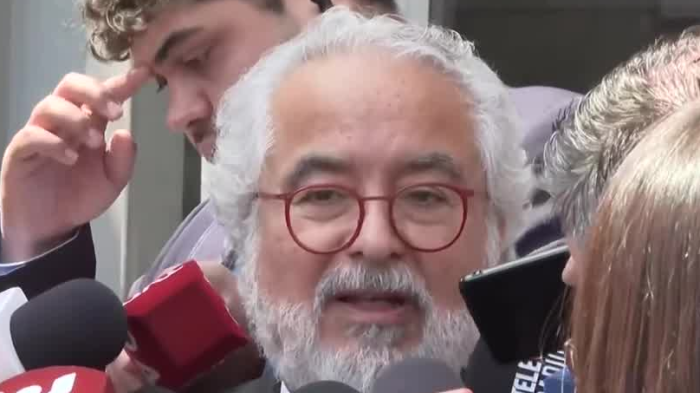 Hermosilla se mantiene en arresto domiciliario y arremete contra fiscal Parra: 