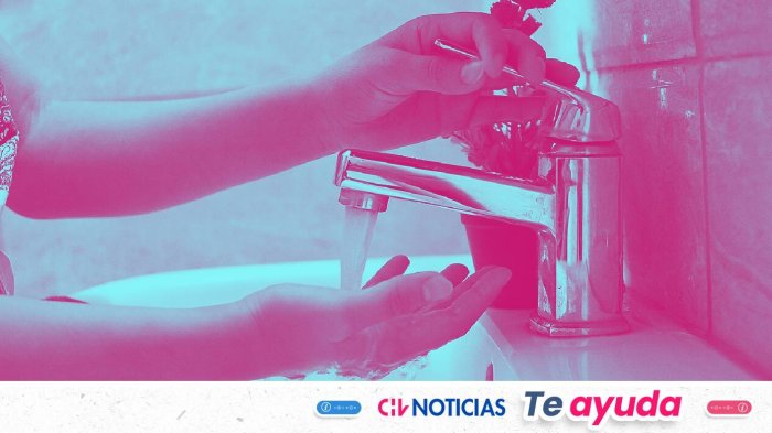 Sin agua: Estos son los dos sectores de la Región Metropolitana que sufren masivo corte de suministro