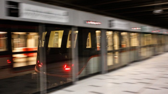 Metro de Santiago informa normalización de servicio en Línea 3 tras cierre de estaciones
