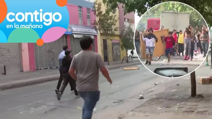 Equipo del matinal fue “encerrado” y debió salir de Meiggs por enfrentamiento de ambulantes con Carabineros