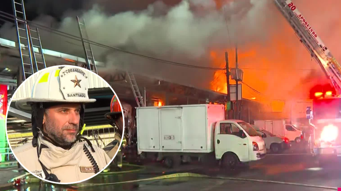 Incendio en la Vega Central: Bomberos reportan serie de impedimentos para apagar el fuego