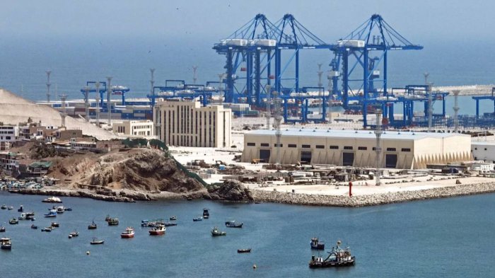 Polémica en Perú por sentencia que permite a China operar sin regulación estatal en el Puerto de Chancay