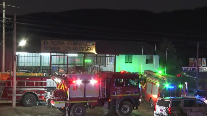 Incendio forestal en Melipilla dejó más de 30 hectáreas consumidas y tres casas afectadas