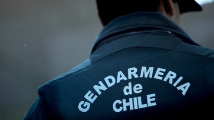 Reportan fallecimiento de gendarme al interior de la Posta Central