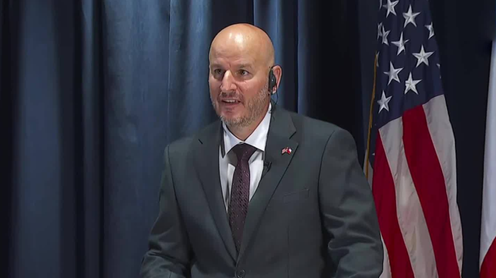 Embajador de EE.UU. justificó sanciones a Chile: “Es nuestra decisión quién entra en nuestro país”