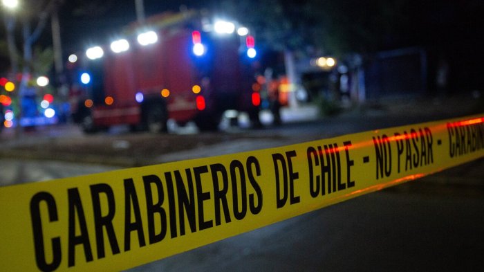 Conductor intentó escapar de fiscalización y chocó en Peñalolén: Tenía arresto domiciliario y orden de detención vigente