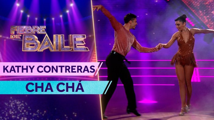 ¡La chica de humo! Kathy Contreras se lució con una delicada presentación en Fiebre de Baile