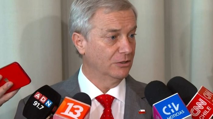 Kast destacó a embajador de EE.UU. en Chile y emplazó a Boric: