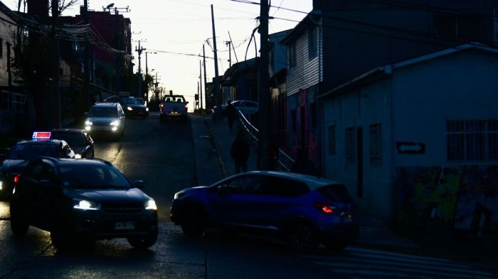 Masivo corte de luz en Valparaíso: Casi 20 mil hogares se quedaron sin suministro eléctrico